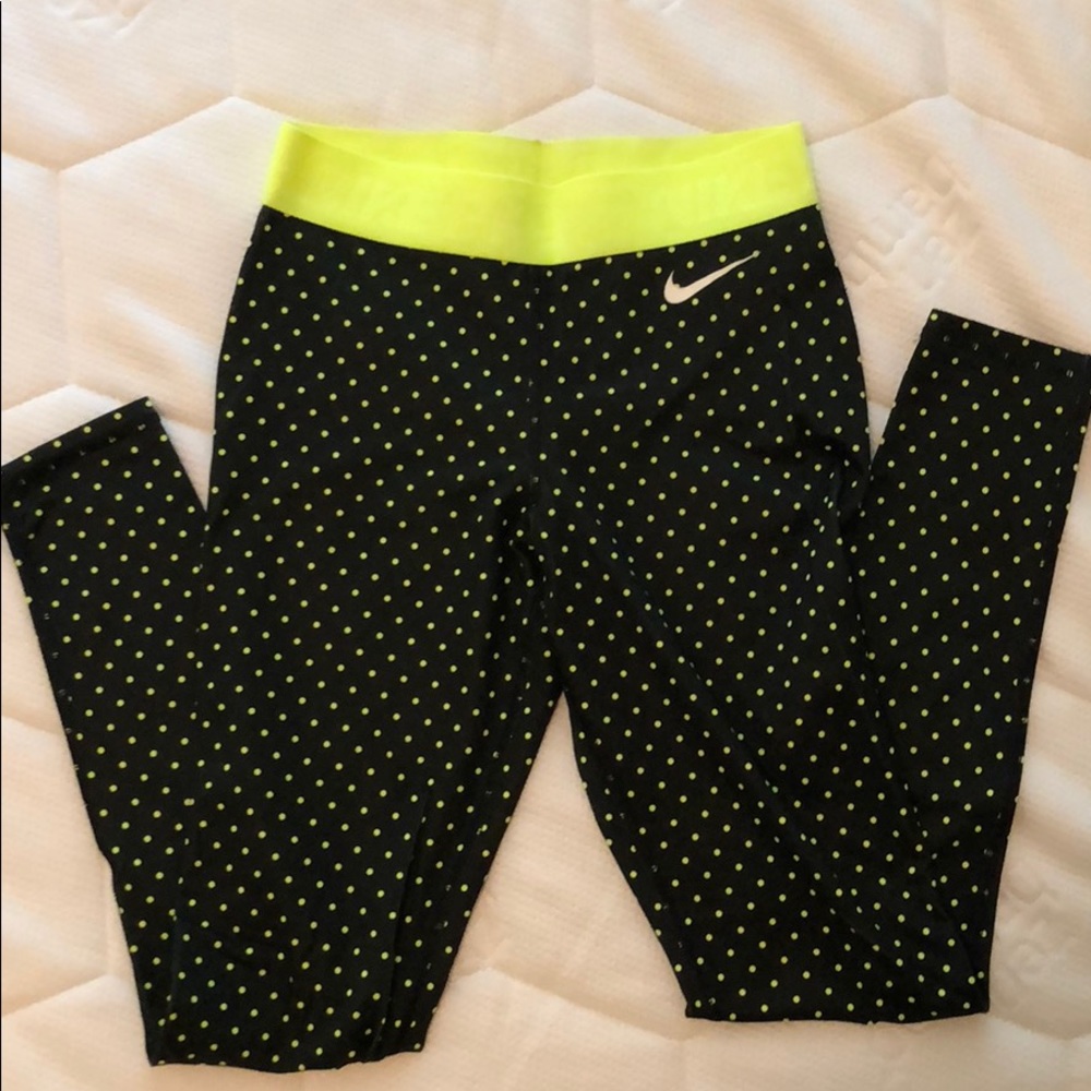 Nike Pro compression leggings